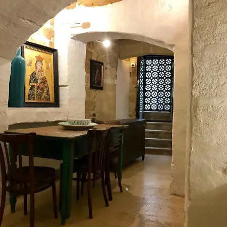 Ponticelli Boutique Bed and Breakfast Γκραβίνα
